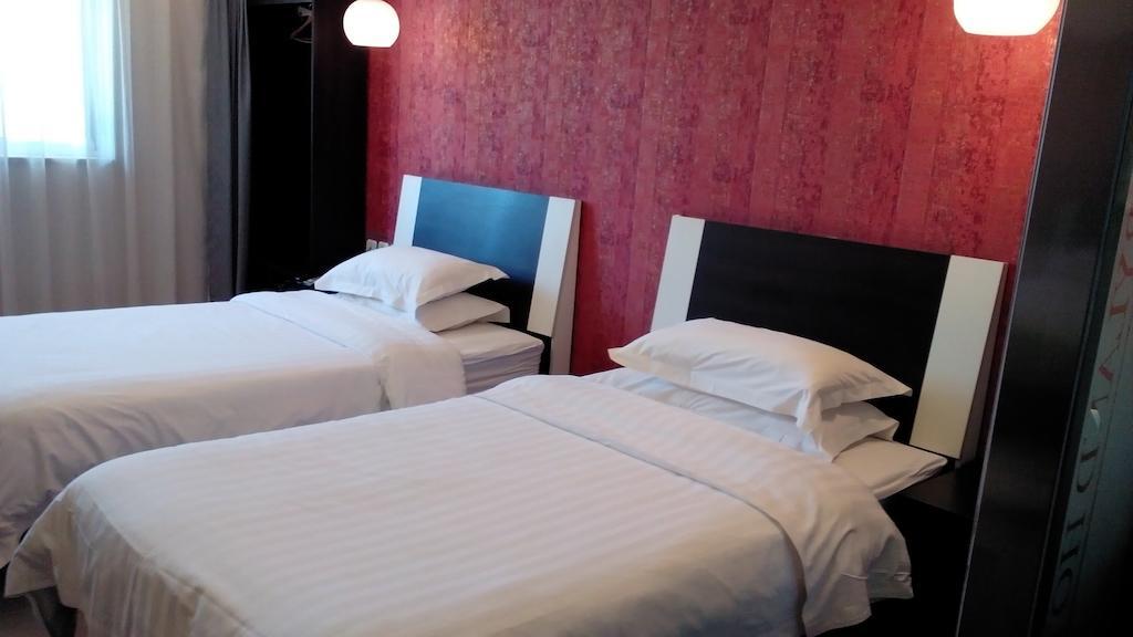 Fairyland Hotel Dongfeng Plaza Куньмин Экстерьер фото